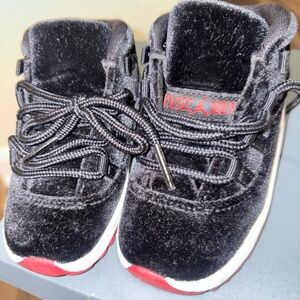 Jordan Kids Black and Red Sneakers